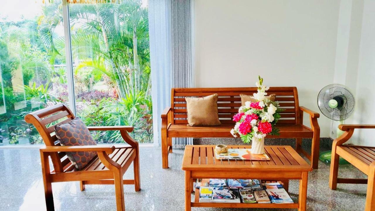 Siray House Aparthotel Phuket Exteriör bild