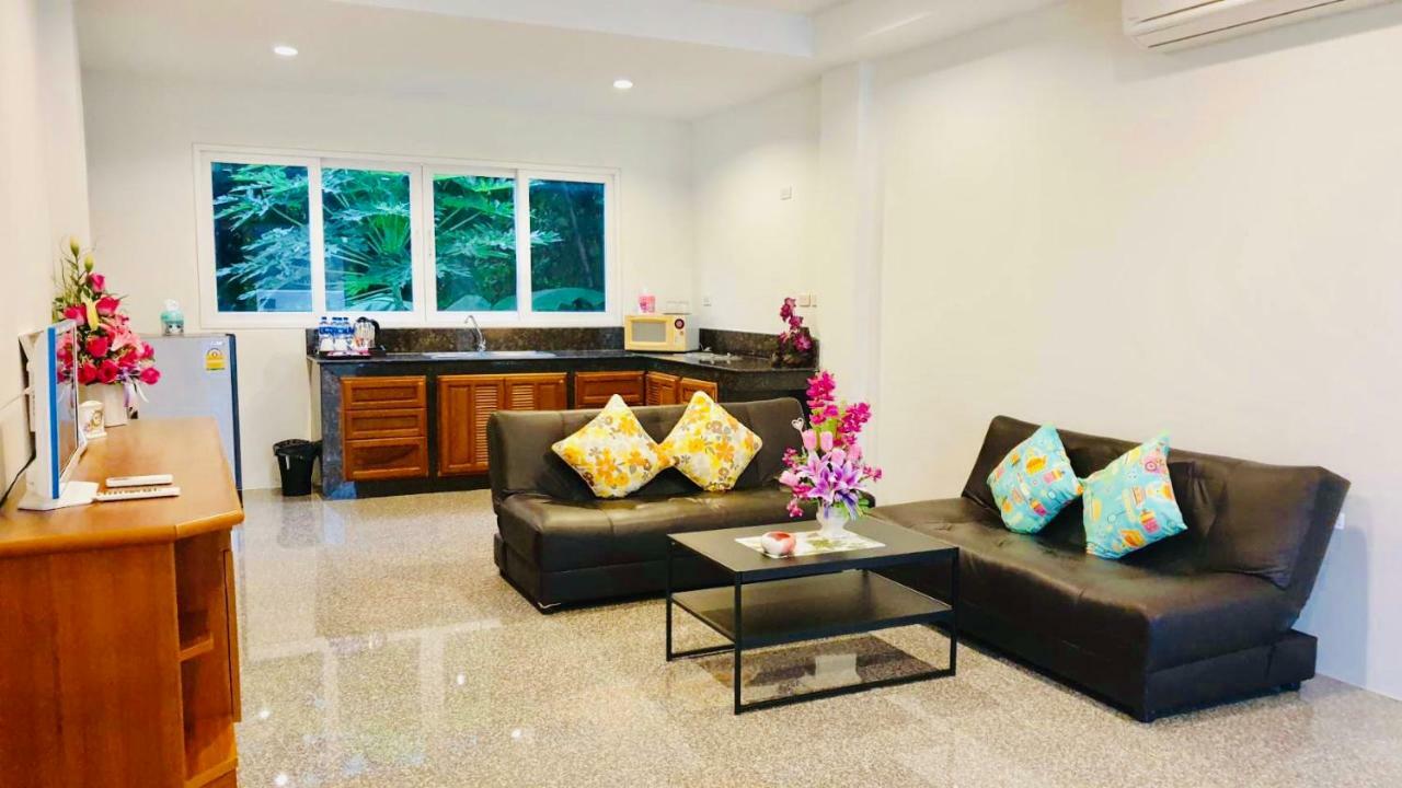 Siray House Aparthotel Phuket Exteriör bild